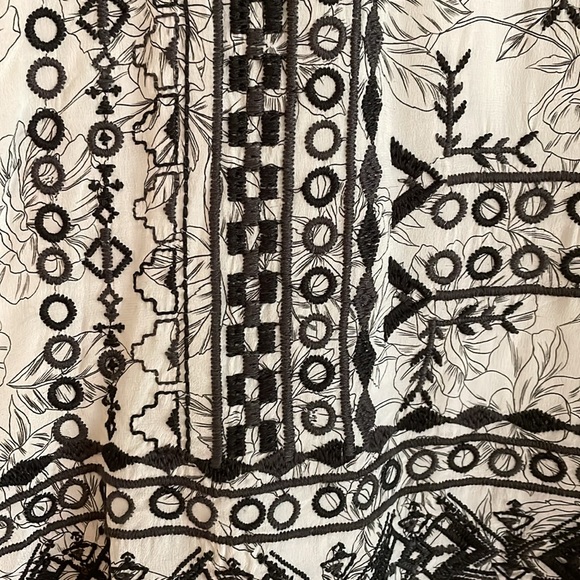 Biya Johnny Was Kanchan Dress, white and black silk, lined, NWT, pockets - Picture 9 of 11